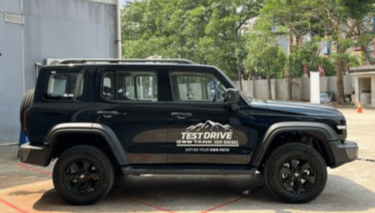 GWM Tank 300 vs Toyota Fortuner 2025