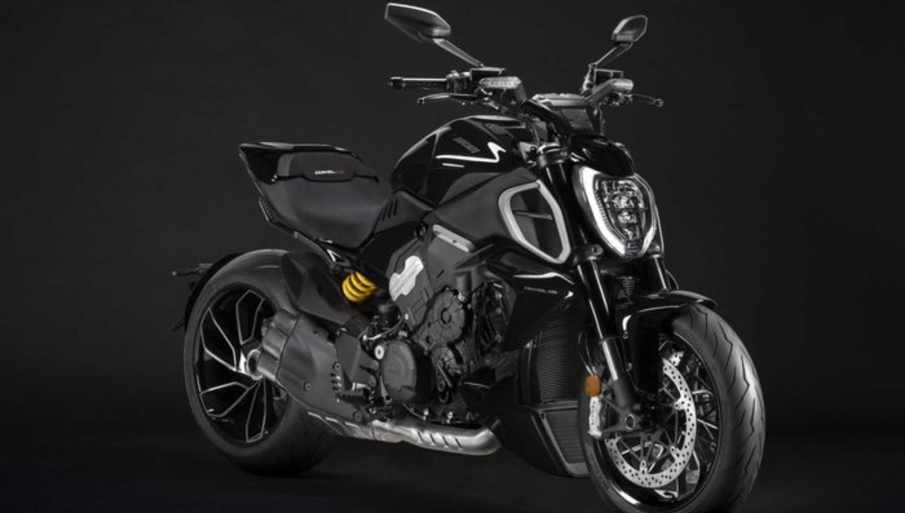 Ducati Diavel V4 RS 2025: Santai Cruising dengan Mesin Panigale