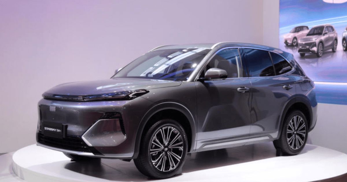 Mobil PHEV Merek China Indonesia 2025: 5 Fakta Tren 2025!