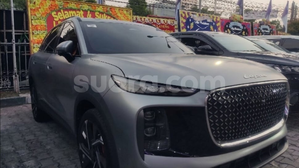 SUV